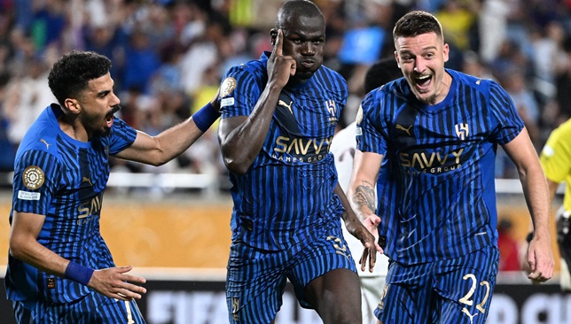 كوليبالي-يدافع-عن-تجربة-الهلال-ويكيل-المديح-لـ-إنزاجي-–-الدوري-الايطالي-–-عالم-الرياضة