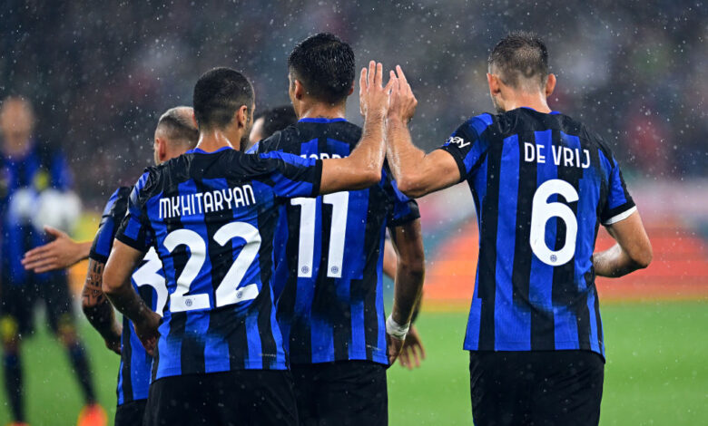 أكانجي-يوضح-أسباب-تفضيله-الانتقال-للإنتر-بدلًا-من-ميلان-–-الدوري-الايطالي-–-عالم-الرياضة