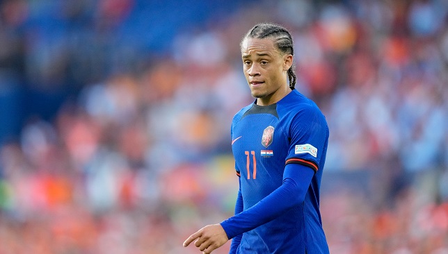 تشافي-سيمونز-يكشف-سراً-عن-تجاهله-اهتمام-تشليسي-–-الدوري-الانجليزي-–-عالم-الرياضة