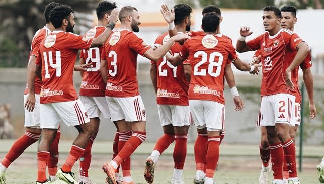 ثلاثي-الدفاع-يغيب-عن-الأهلي-أمام-إنبي-–-الدوري-المصري-–-عالم-الرياضة