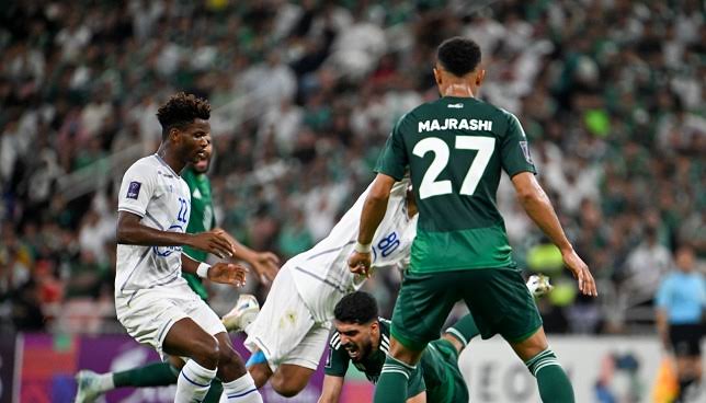 الأهلي-يستبعد-صفقته-الجديدة-من-مواجهة-الاتفاق-–-الدوري-السعودي-–-عالم-الرياضة
