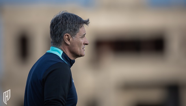 مدرب-القادسية-يتحدث-عن-مواجهة-الهلال-وموقف-أوتافيو-–-الدوري-السعودي-–-عالم-الرياضة