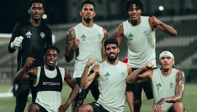 شكوك-حول-مشاركة-لاعب-الأهلي-ضد-ناساف-–-الدوري-السعودي-–-عالم-الرياضة