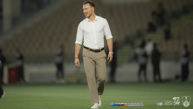 يايسله-يعدل-على-تحضيرات-الأهلي-بإجراء-هام-قبل-مباراة-الهلال-–-الدوري-السعودي-–-عالم-الرياضة