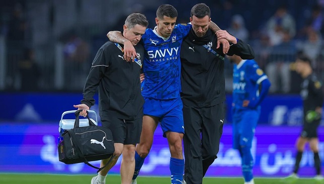 قرار-جديد-في-الهلال-بعد-قيد-ليوناردو-بدلاً-من-كانسيلو-–-الدوري-السعودي-–-عالم-الرياضة