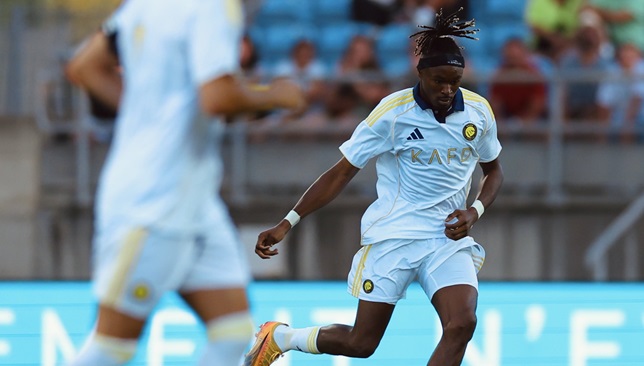 النصر-يحدد-موقف-سيماكان-من-مواجهة-نيوم-–-الدوري-السعودي-–-عالم-الرياضة