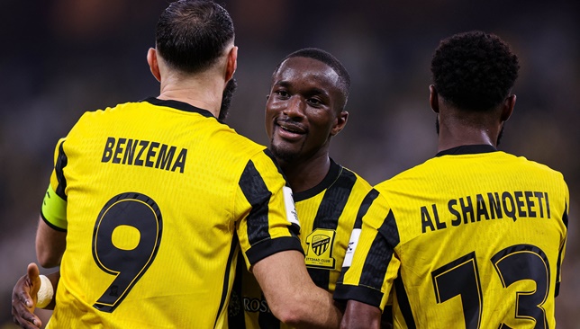 محترف-الاتحاد-يعلق-على-صدام-الأهلي-وضغط-المباريات-–-الدوري-السعودي-–-عالم-الرياضة