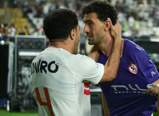 عبد-الرؤوف-يكافئ-بطل-الترجيحات-عواد-بعد-التألق-أمام-بيراميدز-–-الدوري-المصري-–-عالم-الرياضة