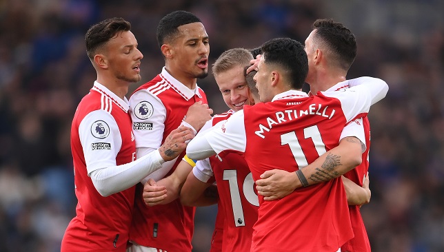 مُنافسة-قوية-بين-أرسنال-ومانشستر-يونايتد-على-جوهرة-فالنسيا-–-الدوري-الانجليزي-–-عالم-الرياضة