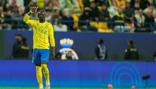 الاتحاد-الآسيوي-يفرض-عقوبتين-على-الزوراء-بسبب-ماني-–-الدوري-السعودي-–-عالم-الرياضة