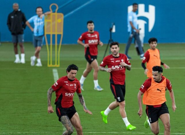 الهلال-يخسر-5-لاعبين-ضد-الفتح-–-الدوري-السعودي-–-عالم-الرياضة