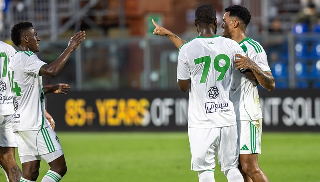 الأهلي-ضد-القادسية.-جالينو-يوقع-على-هدف-مذهل-(فيديو)-–-الدوري-السعودي-–-عالم-الرياضة
