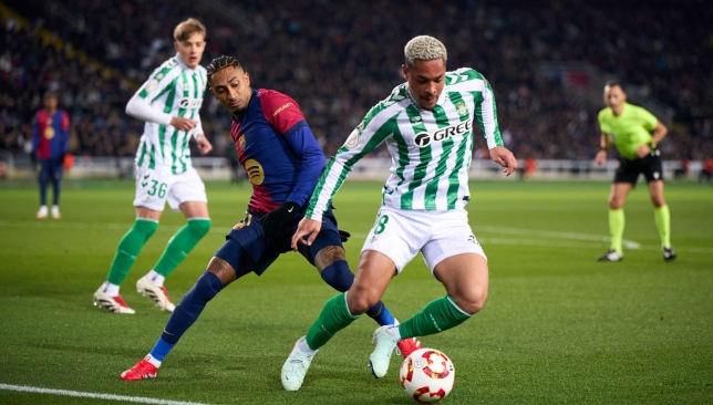 رغم-خسارة-الليبرتادوريس…-برشلونة-يقترب-من-تعويض-صفقة-فيتور-روكي-–-الدوري-الاسباني-–-عالم-الرياضة