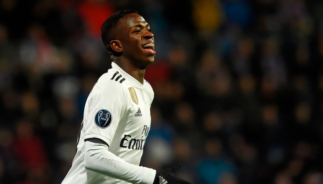 ألونسو:-ابتسامة-فينيسيوس-تنعش-ريال-مدريد-–-الدوري-الاسباني-–-عالم-الرياضة