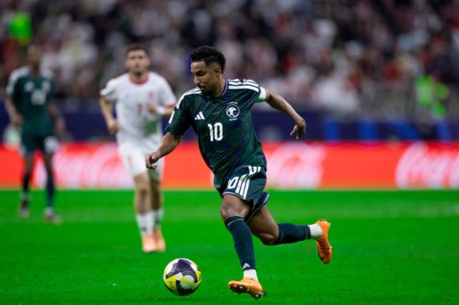 حارس-الأردن-ينتقد-سالم-الدوسري-ويطالبه-بالتعلم-من-القحطاني-–-الدوري-السعودي-–-عالم-الرياضة