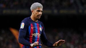 برشلونة-يُعول-على-أراوخو-لتفادي-الخيار-الصعب-–-الدوري-الاسباني-–-عالم-الرياضة