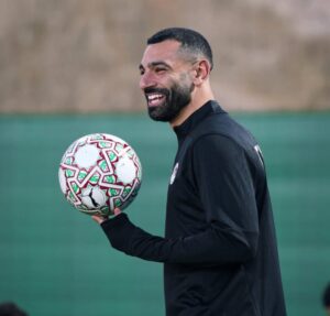 جلسات-صلاح-تحفز-لاعبي-منتخب-مصر-قبل-معركة-زيمبابوي-–-الدوري-المصري-–-عالم-الرياضة