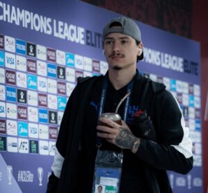 نونيز-وليوناردو-يقودان-تشكيلة-الهلال-ضد-الشارقة-–-الدوري-السعودي-–-عالم-الرياضة