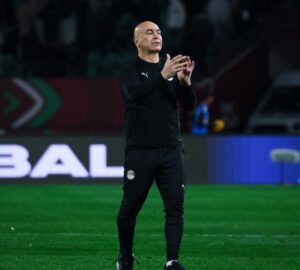 حسام-حسن-يعدل-في-دفاع-منتخب-مصر-أمام-جنوب-أفريقيا-–-الدوري-المصري-–-عالم-الرياضة