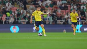 حكم-روماني-يقود-مباراة-النصر-والقادسية-–-الدوري-السعودي-–-عالم-الرياضة