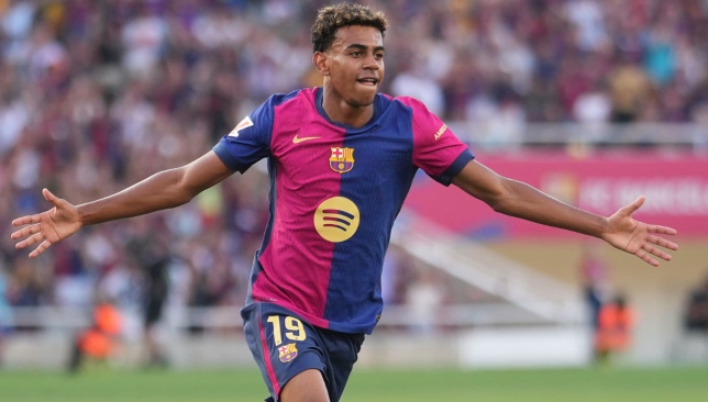 توتر-قبل-كلاسيكو-إسبانيا-في-جدة-بسبب-لامين-يامال-ورافينيا!-–-الدوري-الاسباني-–-عالم-الرياضة