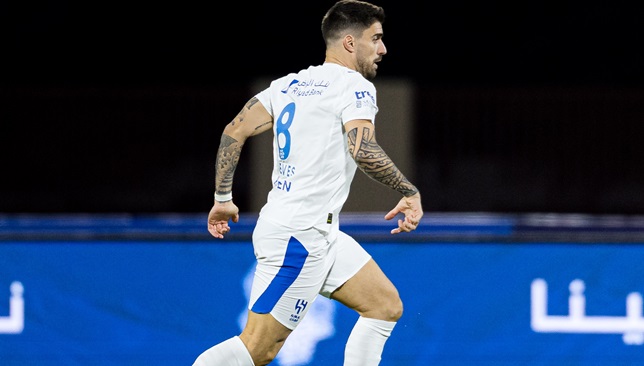 نيفيز-يضيف-هدف-الهلال-الثاني-ضد-نيوم.-فيديو-–-الدوري-السعودي-–-عالم-الرياضة