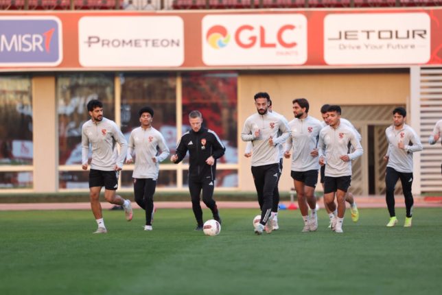 الأهلي-يرفض-رحيل-نجمه-إلى-فالنسيا-–-الدوري-المصري-–-عالم-الرياضة