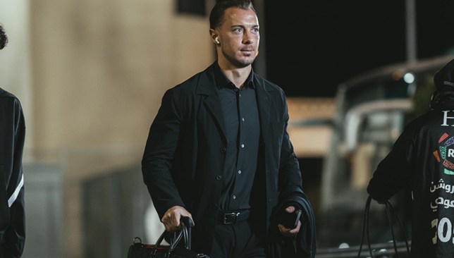 يايسله-يكشف-عن-سر-تجديد-عقده-مع-الأهلي-وخططه-المستقبلية-–-الدوري-السعودي-–-عالم-الرياضة