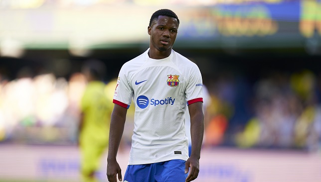 أنسو-فاتي-يتلقى-ضربة-في-توقيت-قاتل-مع-موناكو-–-الدوري-الاسباني-–-عالم-الرياضة