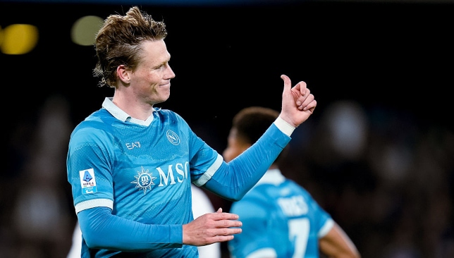 نابولي-يُحقق-انتصاراً-درامياً-على-جنوى-في-الدوري-الإيطالي-–-الدوري-الايطالي-–-عالم-الرياضة