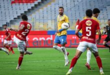 الأهلي-يقهر-الإسماعيلي-بثنائية-في-الدوري-المصري.-فيديو-–-الدوري-المصري-–-عالم-الرياضة