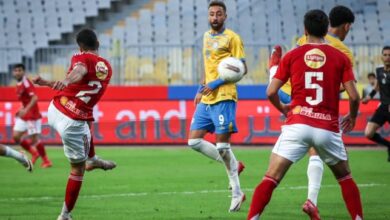 الأهلي-يقهر-الإسماعيلي-بثنائية-في-الدوري-المصري.-فيديو-–-الدوري-المصري-–-عالم-الرياضة