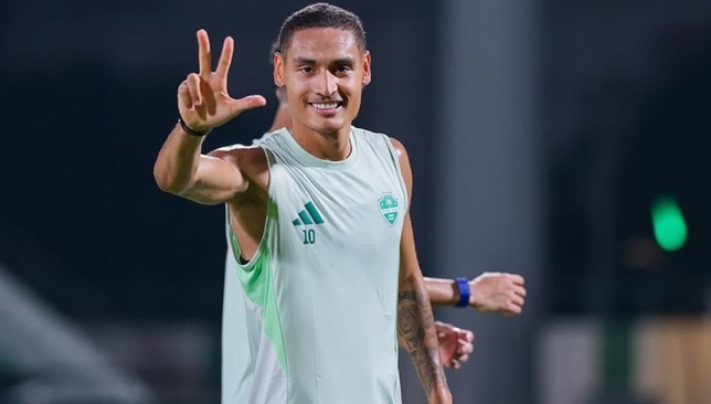 إنزو-ميلوت-يكشف-أهم-أهدافه-وسبب-كثرة-إنذاراته-ويشيد-بجماهير-الأهلي-–-الدوري-السعودي-–-عالم-الرياضة