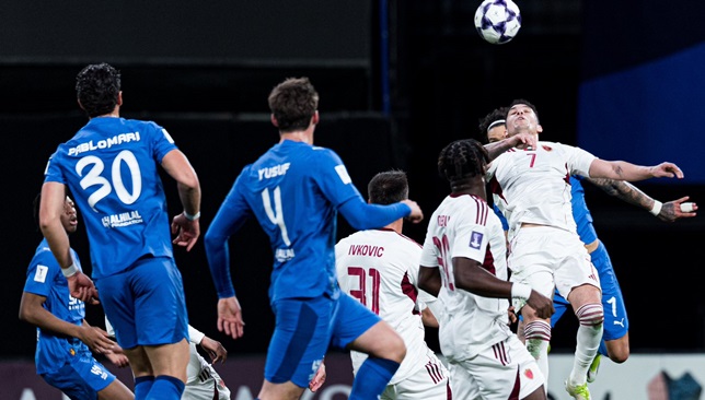 التعادل-الإيجابي-يحكم-الشوط-الأول-بين-الهلال-والوحدة-الإماراتي.-فيديو-–-الدوري-السعودي-–-عالم-الرياضة