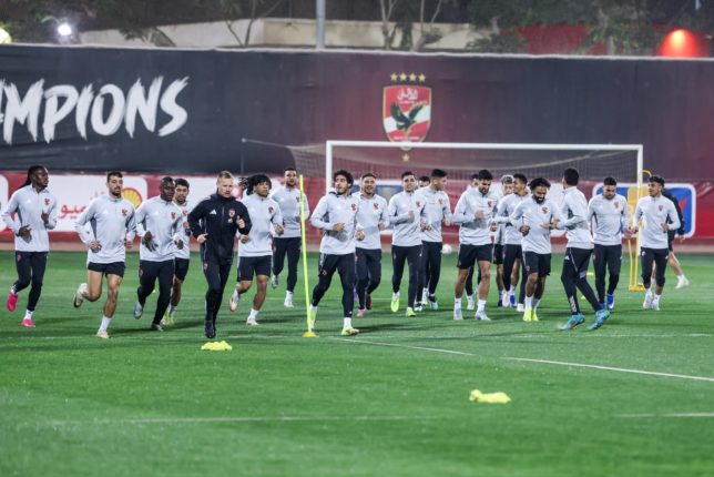 الأهلي-يطرح-حلين-لحل-الأزمة-المالية-–-الدوري-المصري-–-عالم-الرياضة