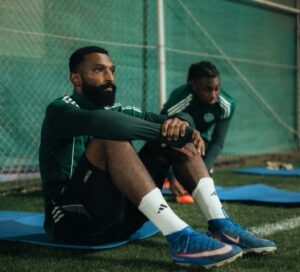 الأهلي-السعودي-يؤمن-بقاء-البريكان-بعقد-جديد-–-الدوري-السعودي-–-عالم-الرياضة