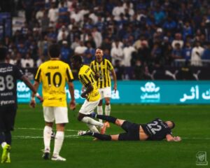 الاتحاد-يحسم-ملف-تمديد-عقد-حسام-عوار-–-الدوري-السعودي-–-عالم-الرياضة