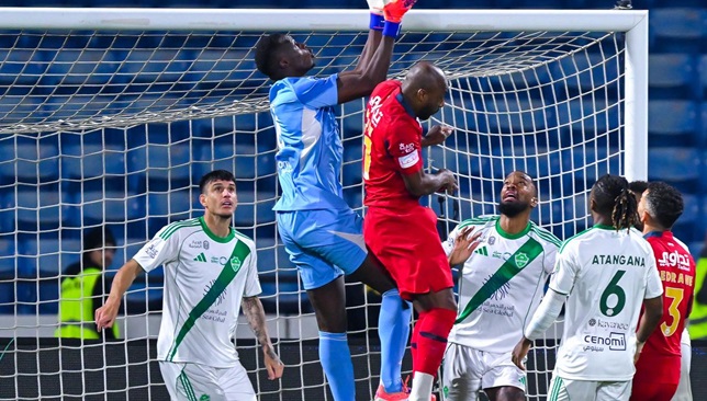 إيقاف-رئيس-ضمك-بسبب-أحداث-مباراة-الأهلي-–-الدوري-السعودي-–-عالم-الرياضة