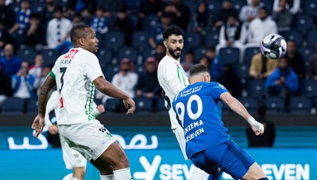 الهلال-يكتسح-النجمة-برباعية-في-ليلة-تألق-بنزيما.-فيديو-–-الدوري-السعودي-–-عالم-الرياضة