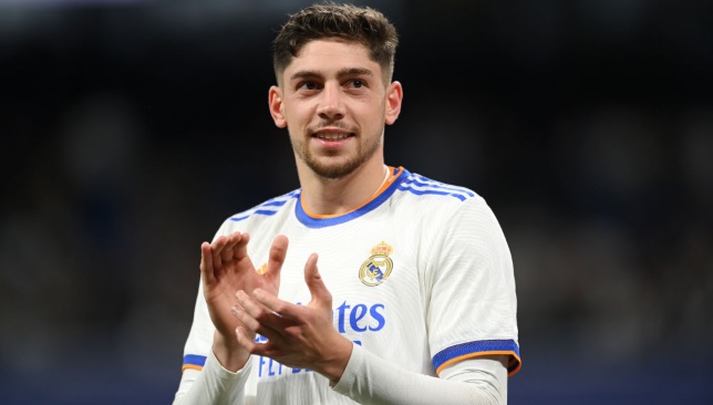 مباشر-ريال-مدريد-ومانشستر-سيتي:-فالفيردي-يوقع-على-الهاتريك-بهدف-خرافي.-فيديو-–-الدوري-الانجليزي-–-عالم-الرياضة