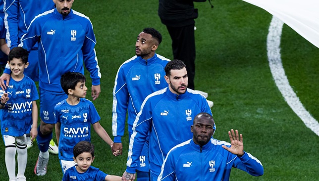 الهلال-يعلن-إصابة-نجمه-قبل-كلاسيكو-الأهلي-–-الدوري-السعودي-–-عالم-الرياضة