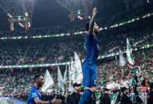 بنزيما-يمرر-وثيو-يقص-شريط-أهداف-مباراة-الهلال-والأهلي.-فيديو-–-الدوري-السعودي-–-عالم-الرياضة