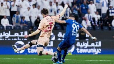 الهلال-يُكرم-الخلود-بنصف-دستة-أهداف-ويطارد-النصر-على-الصدارة-–-الدوري-السعودي-–-عالم-الرياضة